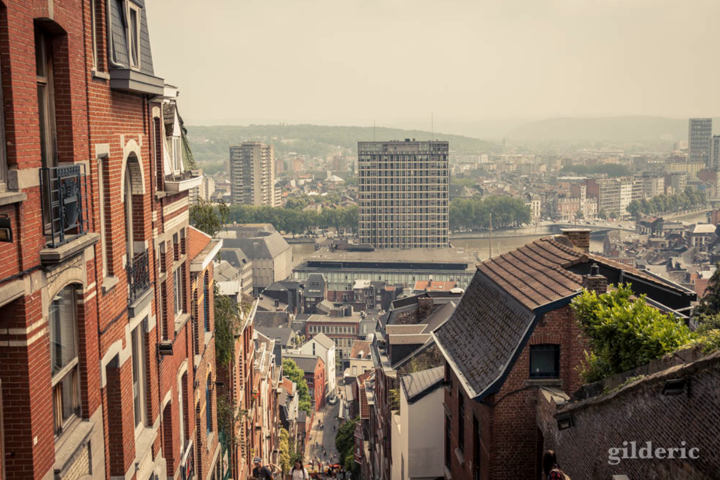 Illustration Acheter un bien à Liège : une ville qui mélange tradition et modernité

 
